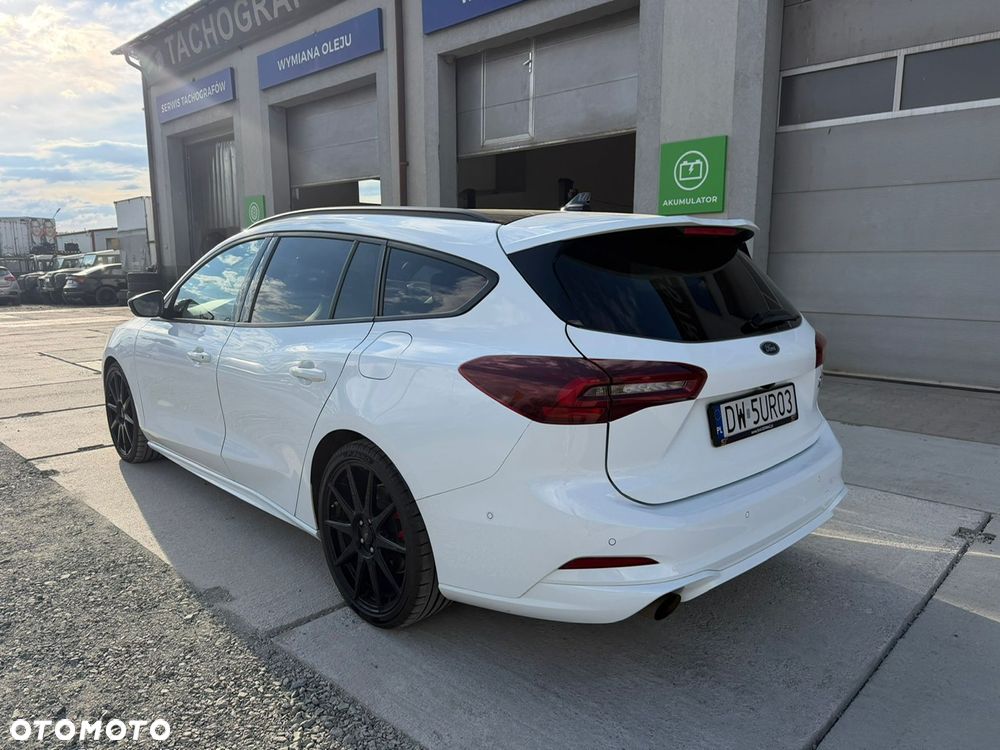 Ford Focus 2.3 EcoBoost ST X - 4