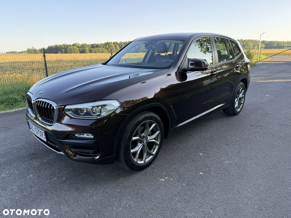 BMW X3 xDrive20i Advantage - 36