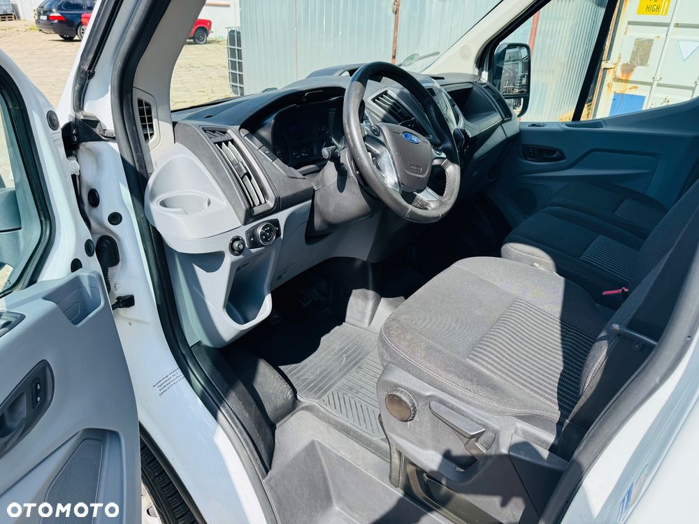 Ford Transit - 7
