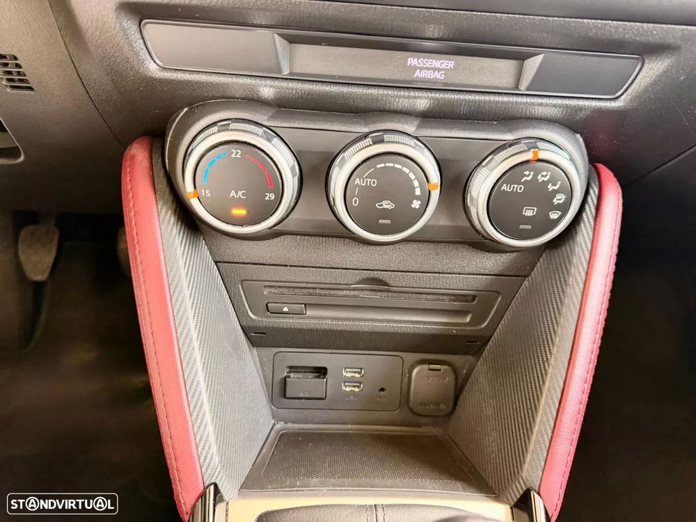 Mazda CX-3 1.5 Sky.Special Edition Navi - 16