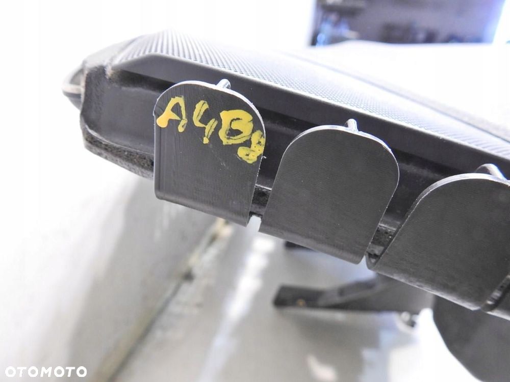 DESKA ROZDZIELCZA KONSOLA AUDI A4 B8 - 2