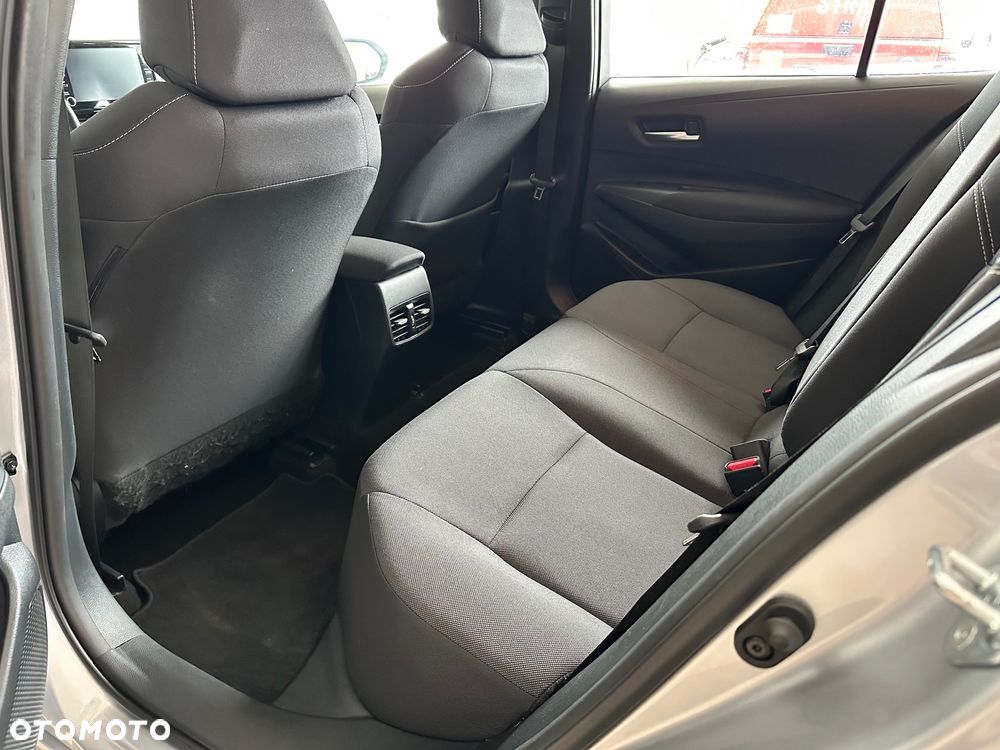 Toyota Corolla 1.5 Comfort - 17