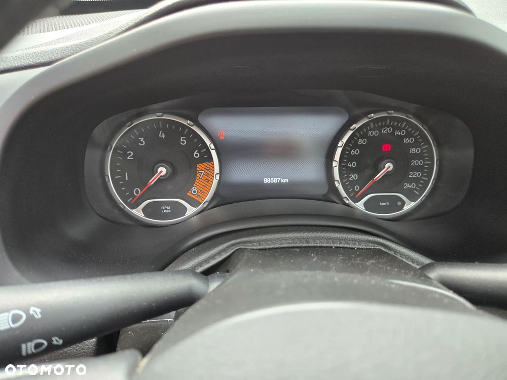 Jeep Renegade - 21