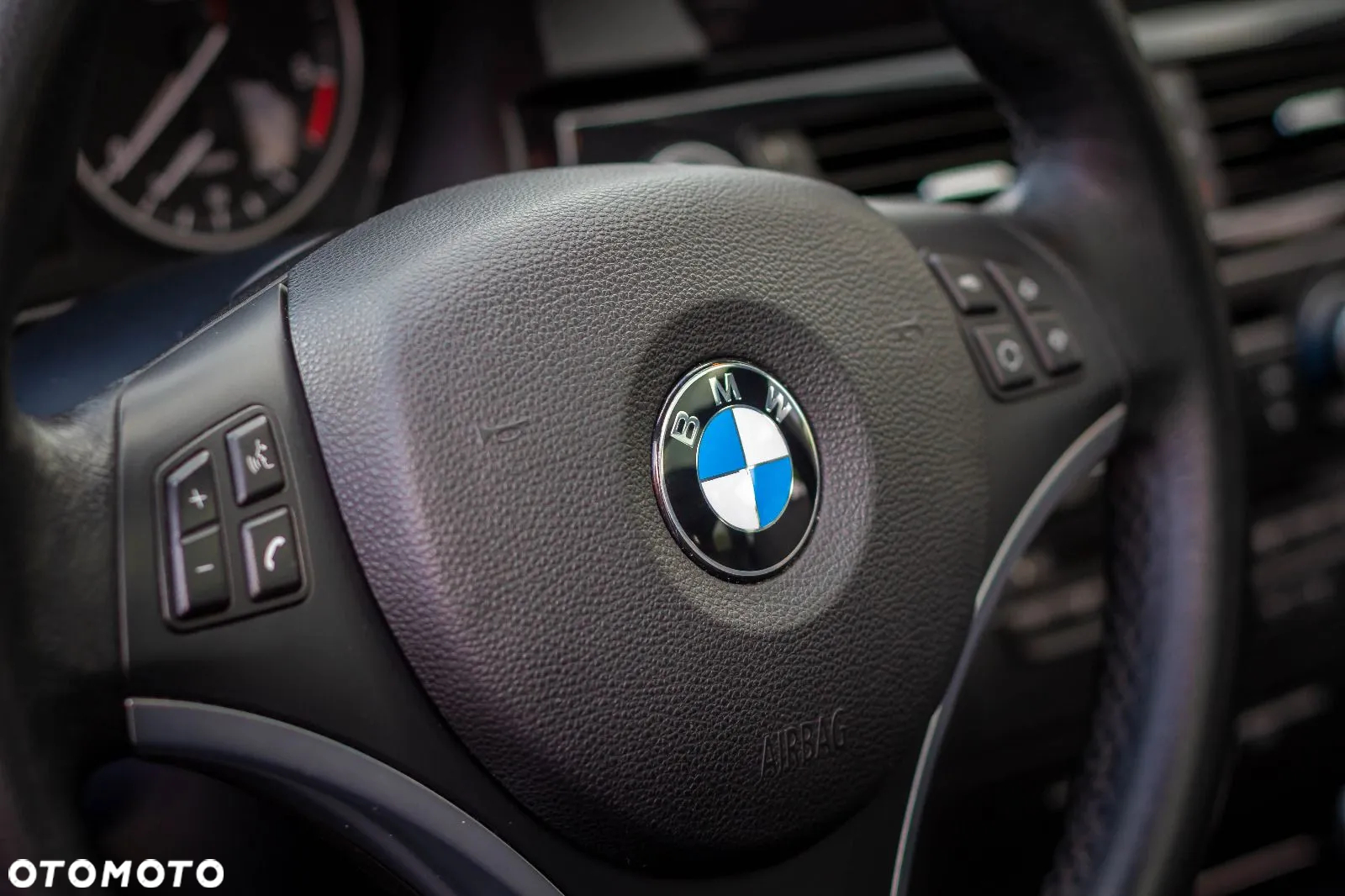 BMW Seria 3 320d xDrive - 16