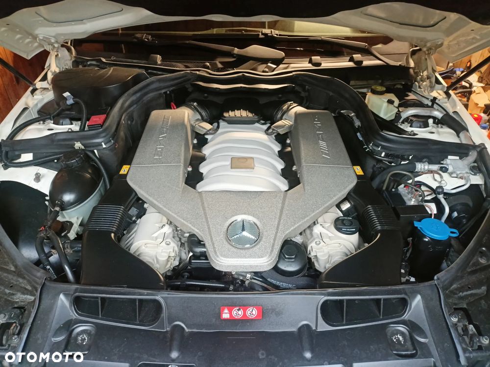 Mercedes-Benz Klasa C 63 AMG - 20