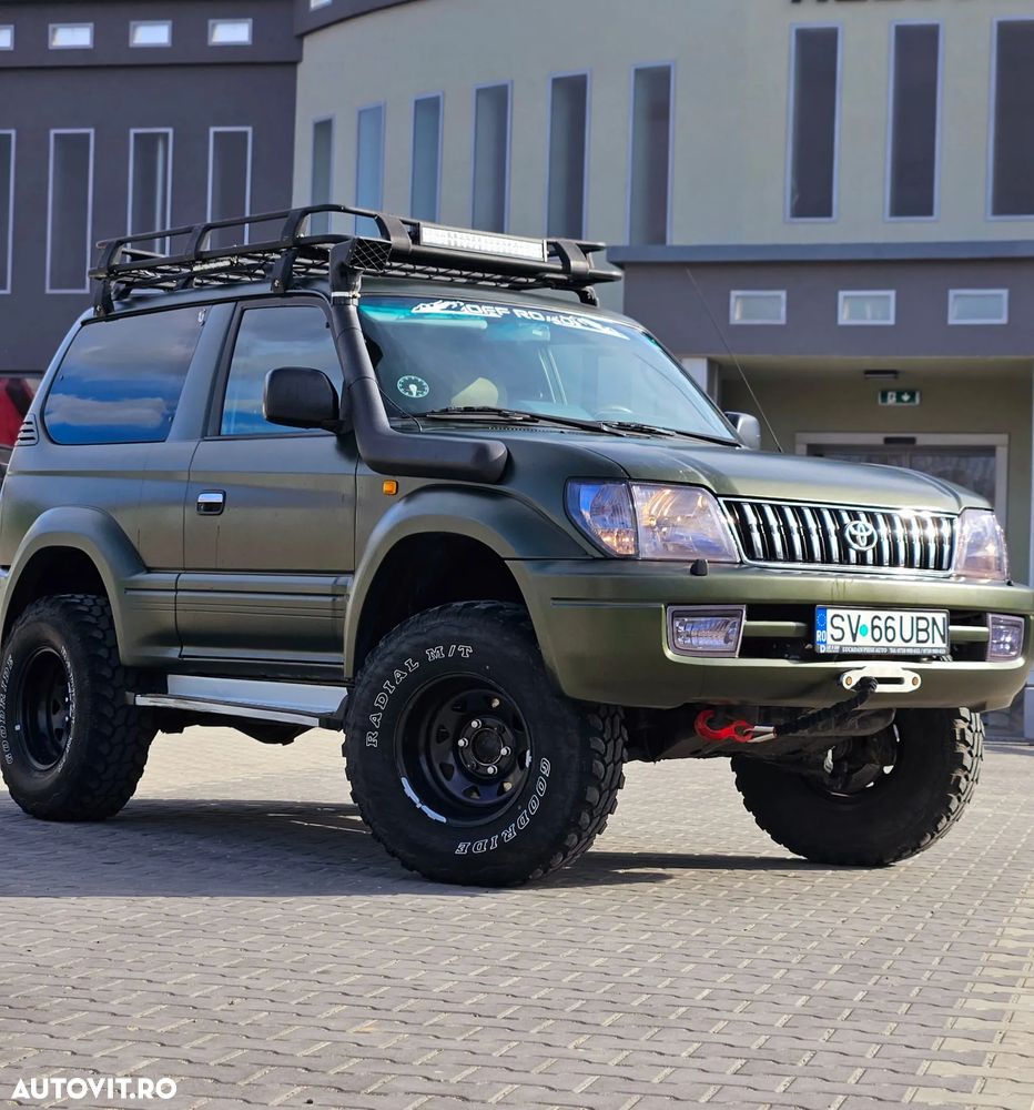 Toyota Land Cruiser - 7