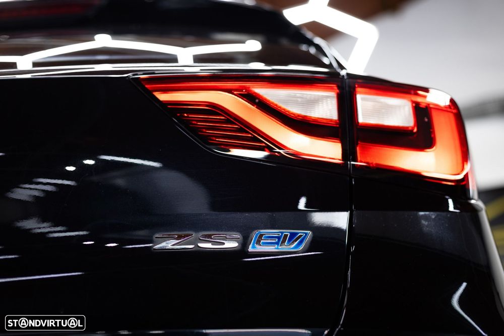 MG ZS EV 44.5 kWh Luxury - 8