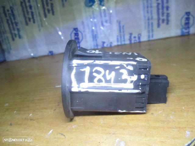 Interruptor 13577258 OPEL INSIGNIA 2010 Airbag OPEL CORSA E 2015 1.3CDTI 75CV 3P BRANCO OPEL ASTRA J 2015 1.6 CDTI 110CV 4P BRANCO - 2