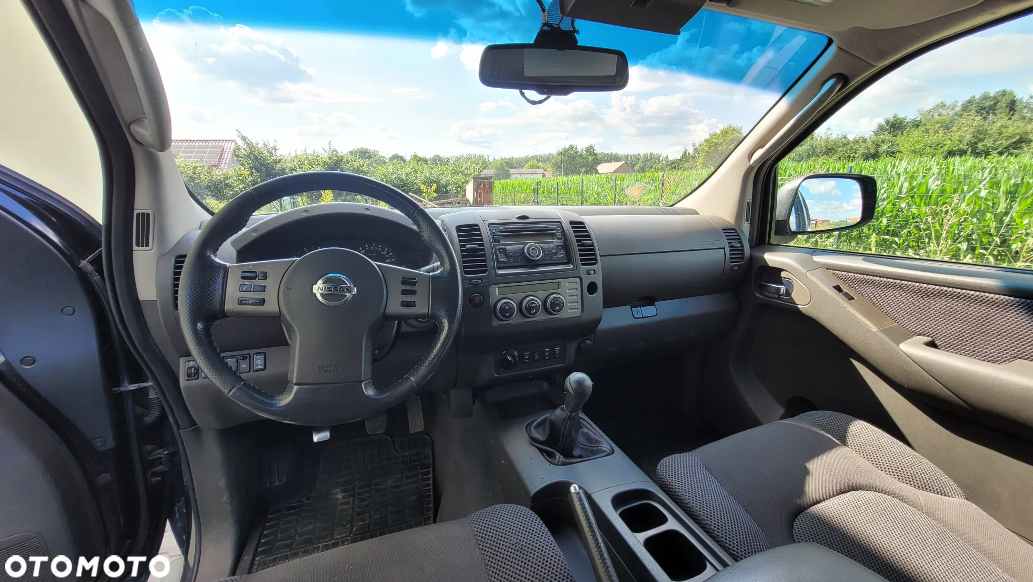 Nissan Navara 2.5 D XE - 6