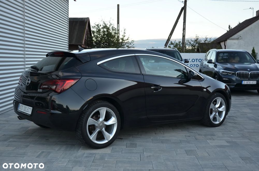 Opel Astra 1.6 Turbo Sport - 4