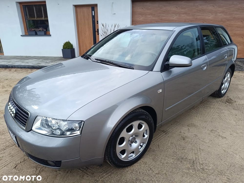 Audi A4 Avant - 27