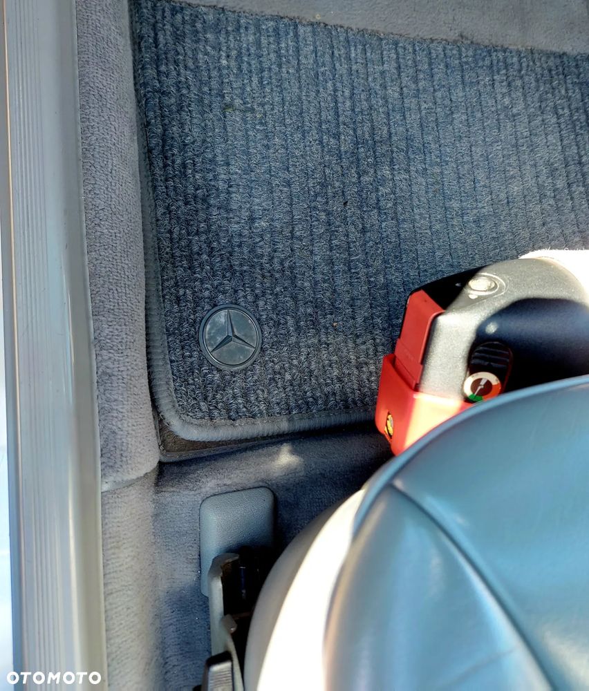 Mercedes-Benz W124 (1984-1993) - 10