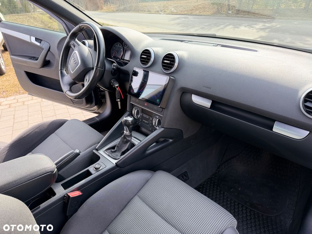 Audi A3 Sportback 1.4 TFSI S line Sportpaket (plus) - 9