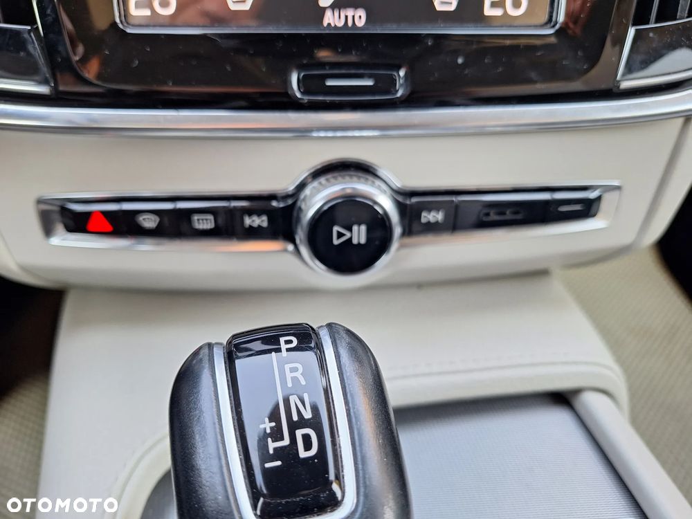 Volvo V90 - 36