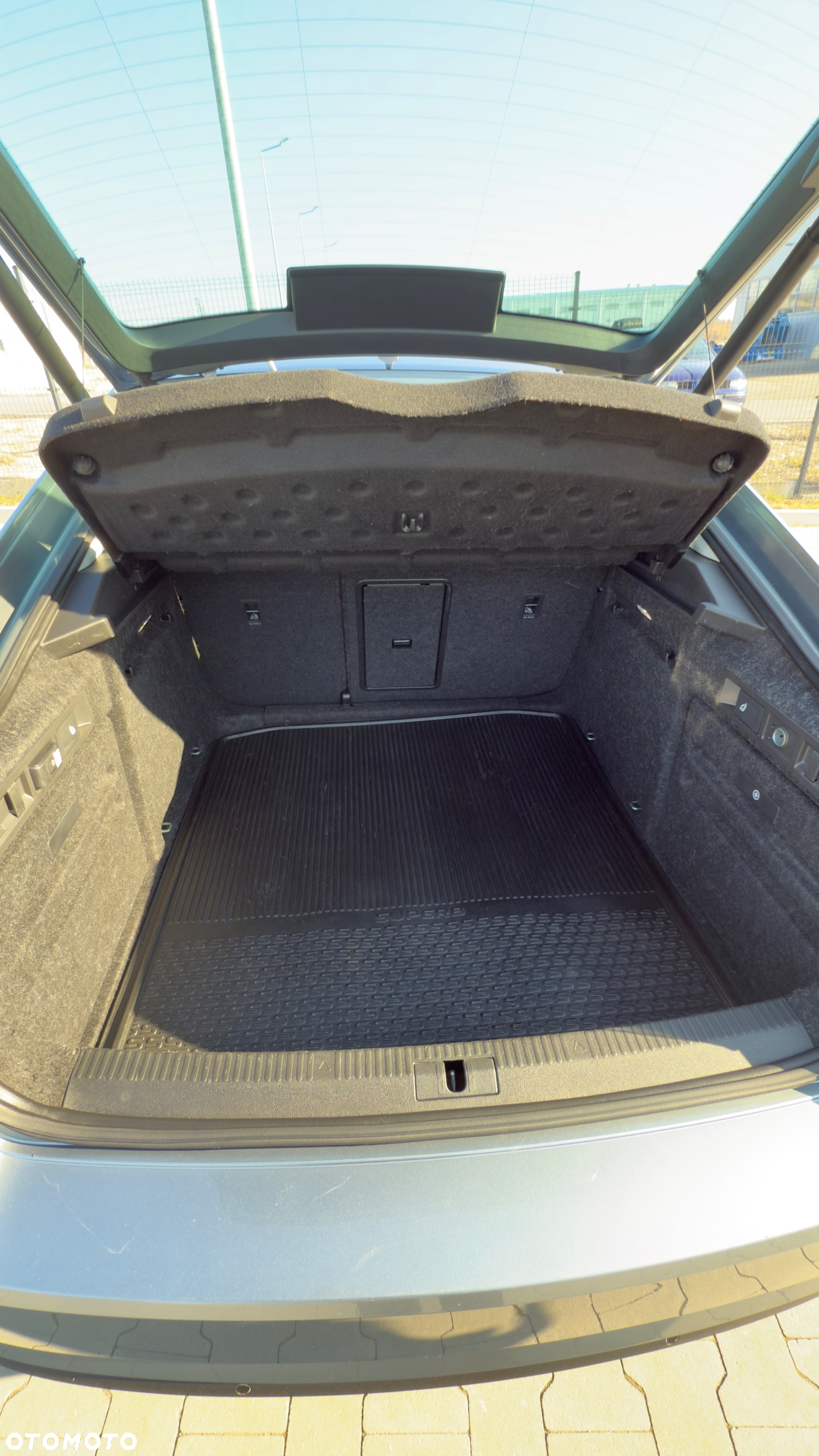 Skoda Superb 2.0 TSI L&K DSG - 12