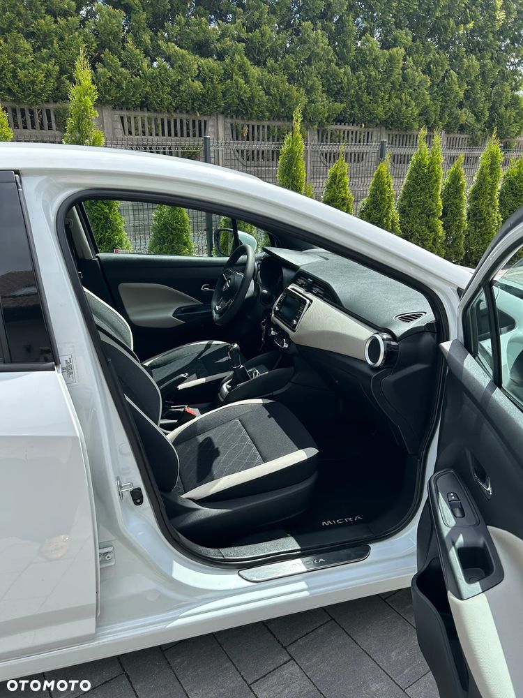 Nissan Micra 1.0 Acenta - 17