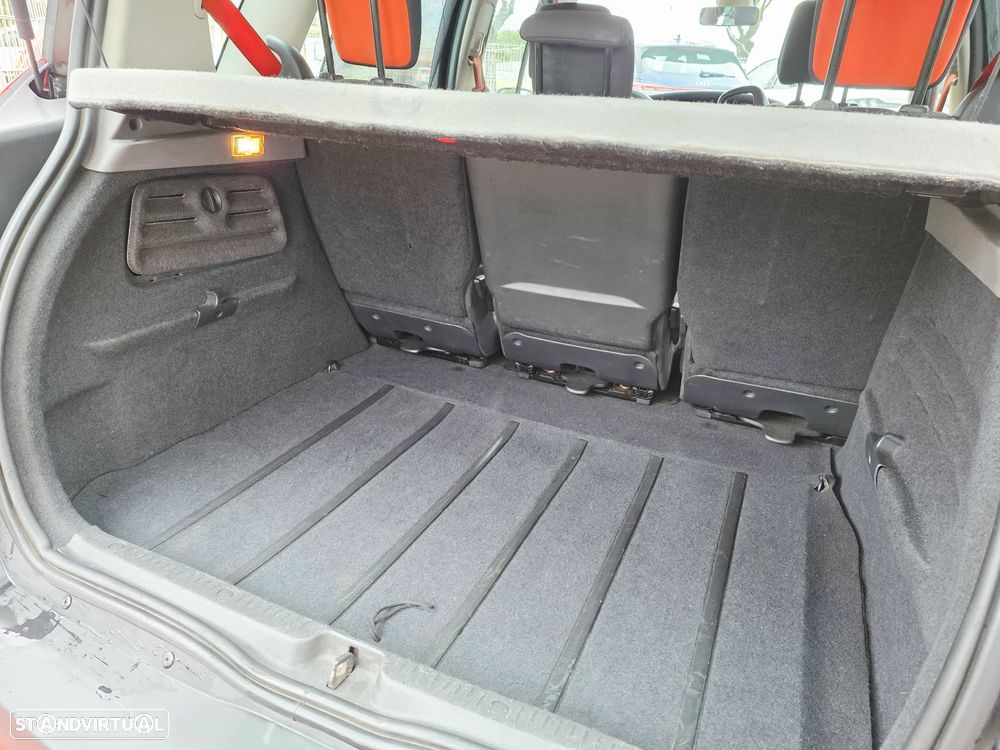 Renault Scénic 1.5 dCi Conquest - 17