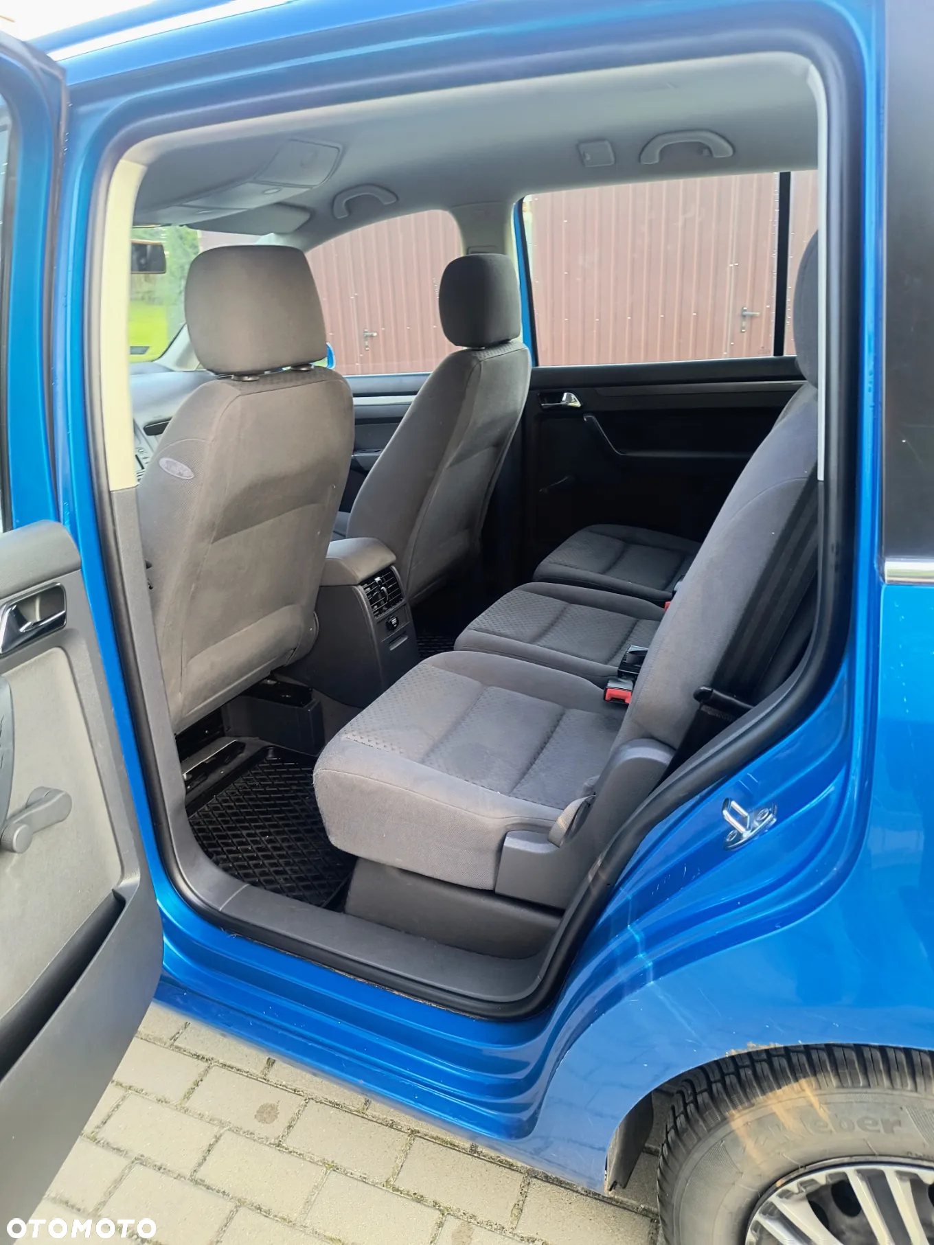 Volkswagen Touran - 9
