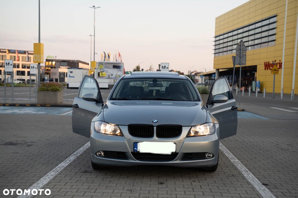 BMW Seria 3 - 1