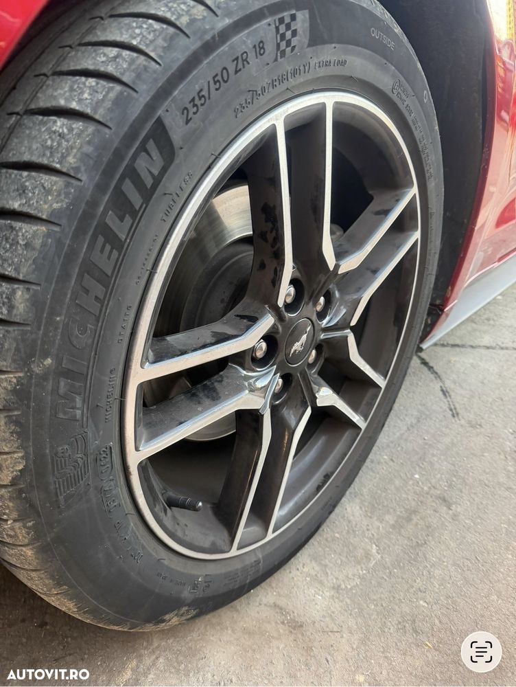 Ford Mustang 2.3 EcoBoost Aut. - 6