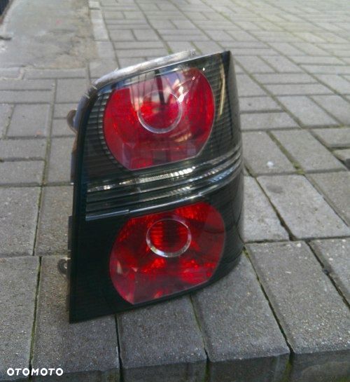 VW TOURAN I CROSS PRAWA TYLNA LAMPA ORYGINAŁ 1T0945096P - 3