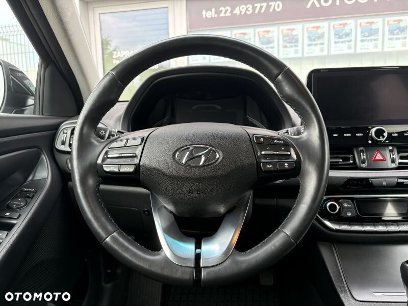 Hyundai i30 1.5 T-GDI 48V Executive DCT - 3