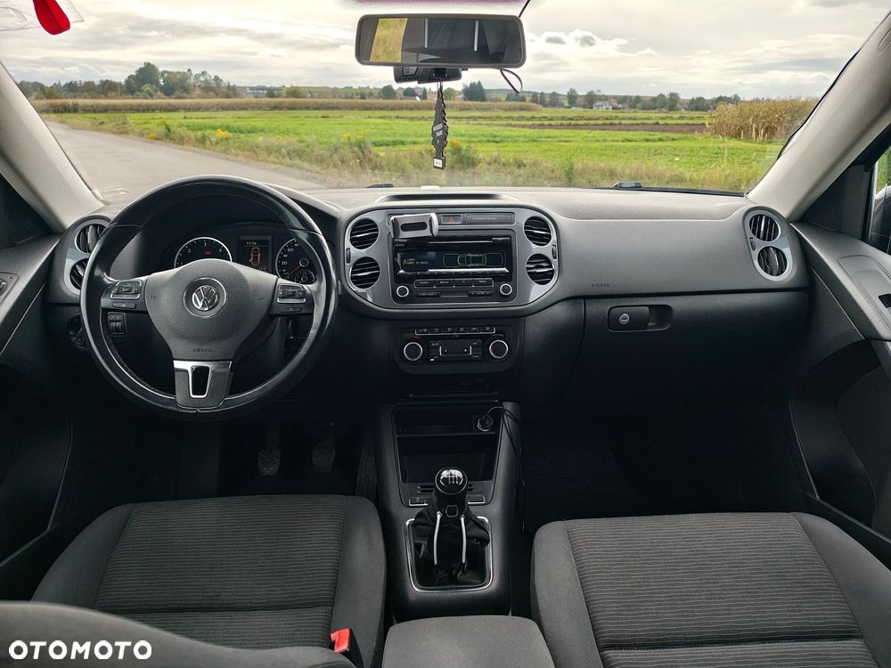 Volkswagen Tiguan - 10