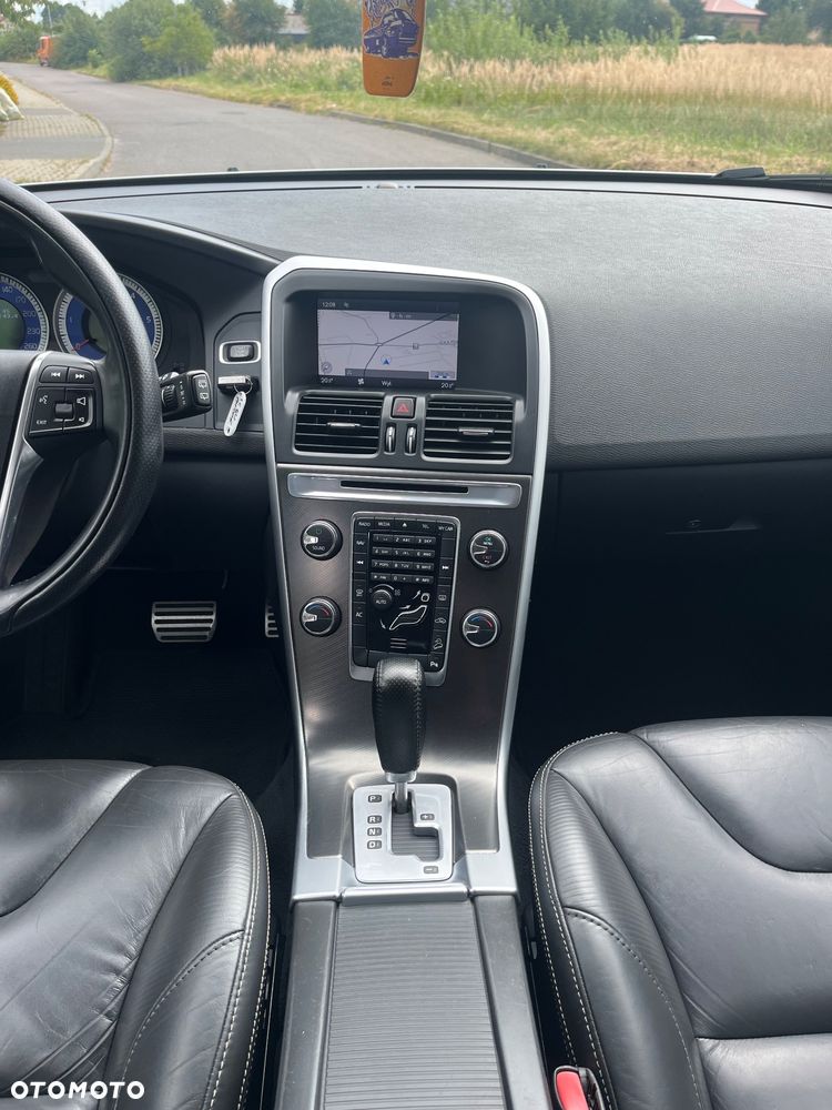 Volvo XC 60 D3 AWD R Design - 18