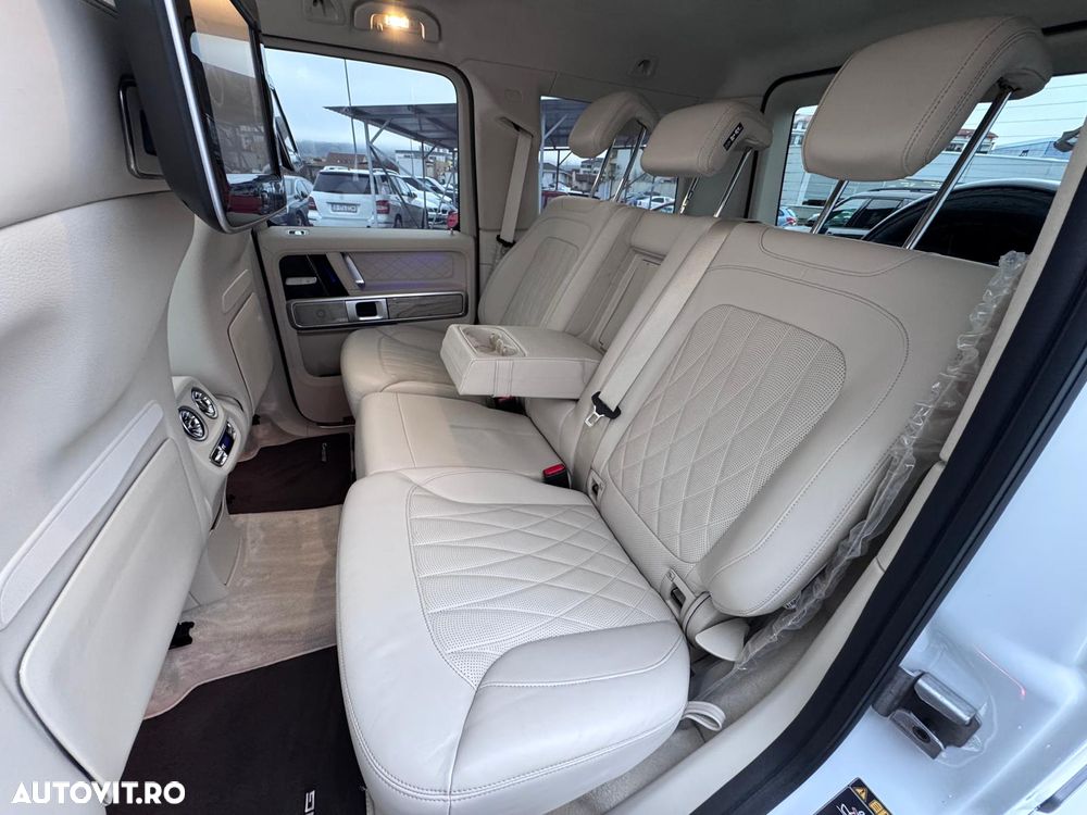 Mercedes-Benz G - 30