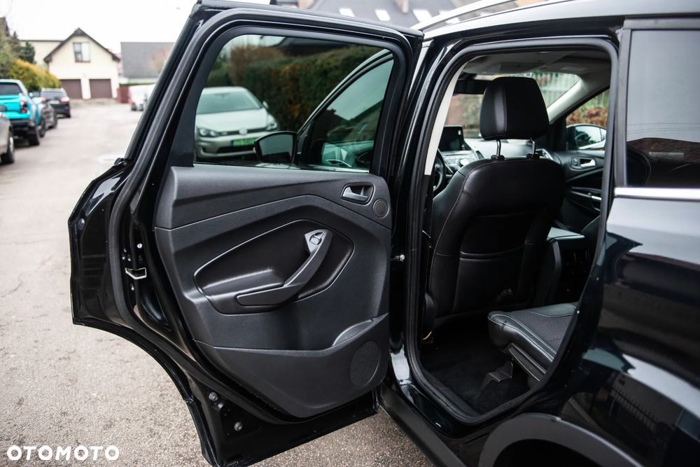 Ford Kuga 2.0 TDCi 4x4 Titanium - 22