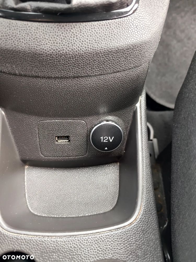Ford Fiesta - 16