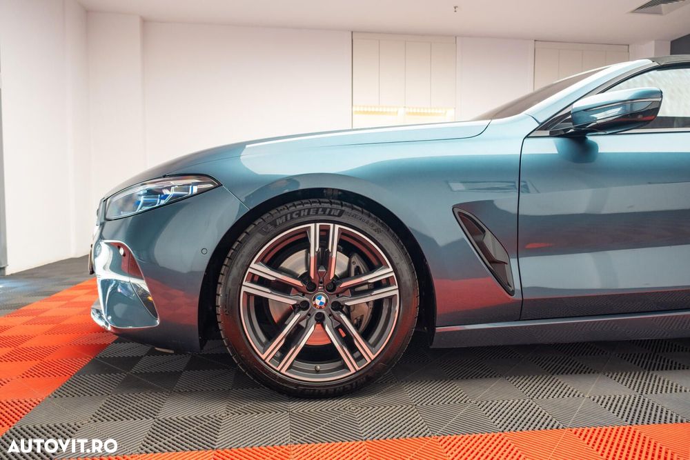 BMW Seria 8 - 26