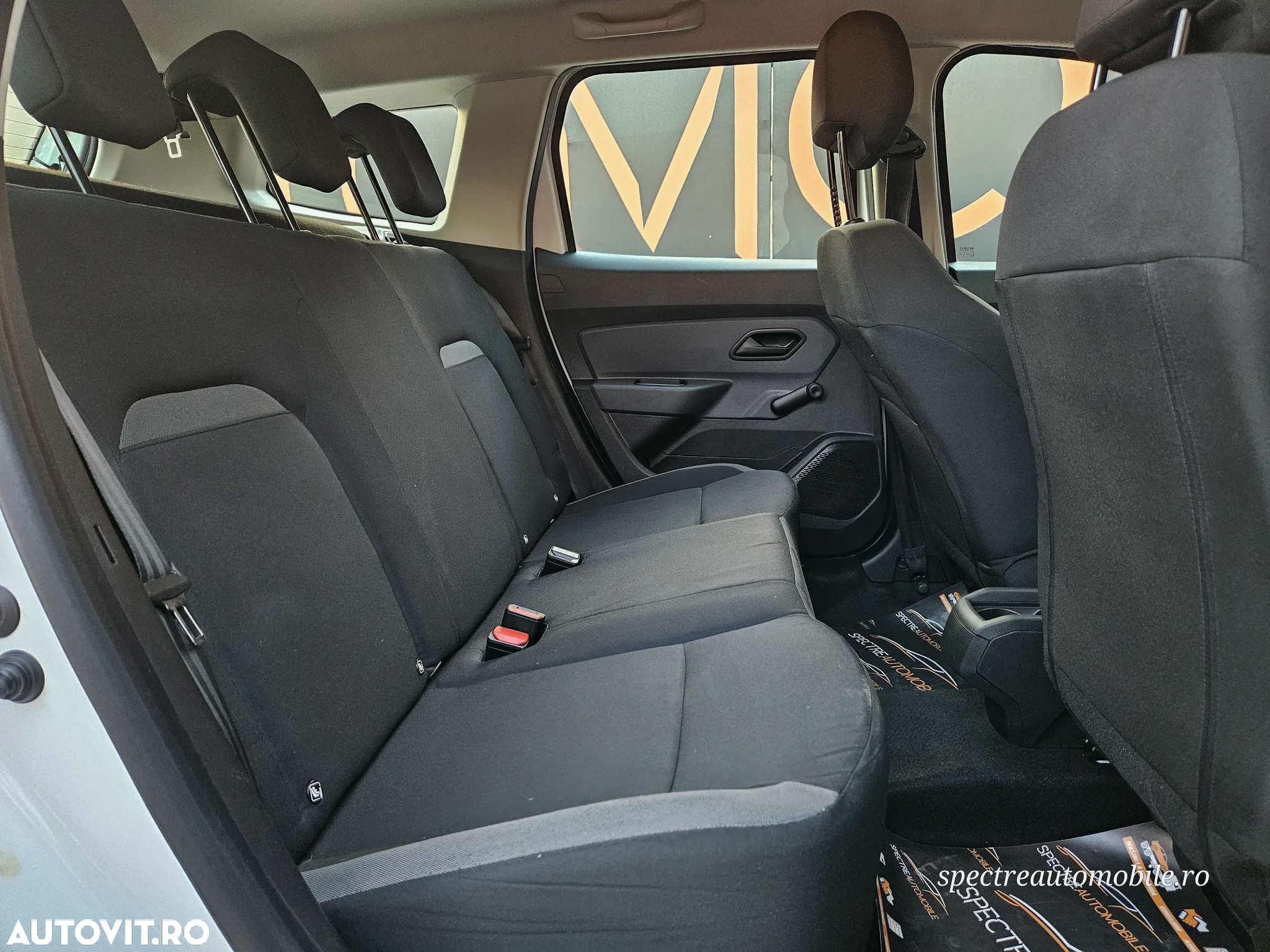 Dacia Duster 1.6 4x2 Ambiance - 12