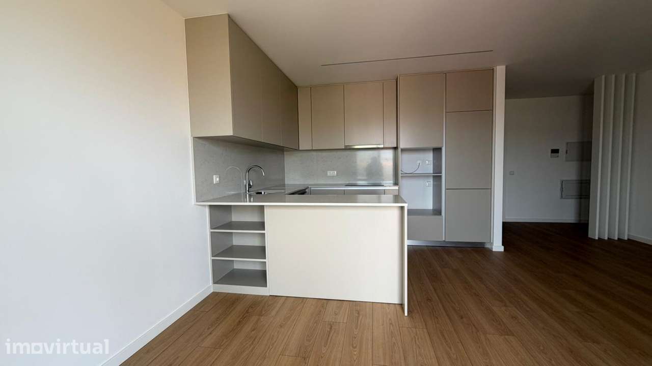 3 apartamentos t3 em construção- valor negociável - Grande imagem: 4/9