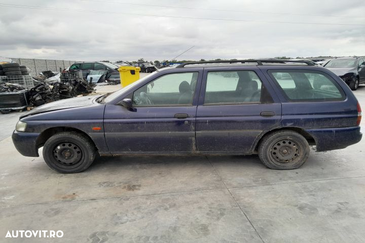 Dezmembrez Ford Escort 6 [1995 - 2000] wagon 1.6 MT (90 hp) Zetec-E E - 3
