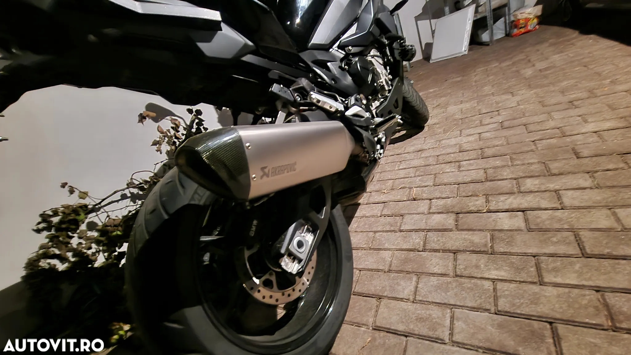 BMW S1000XR - 3