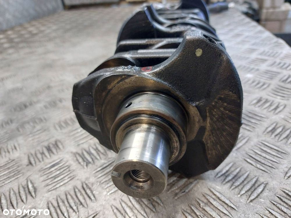 WAŁ KORBOWY RENAULT SCENIC I 1.9 DCI F9Q732 - 2