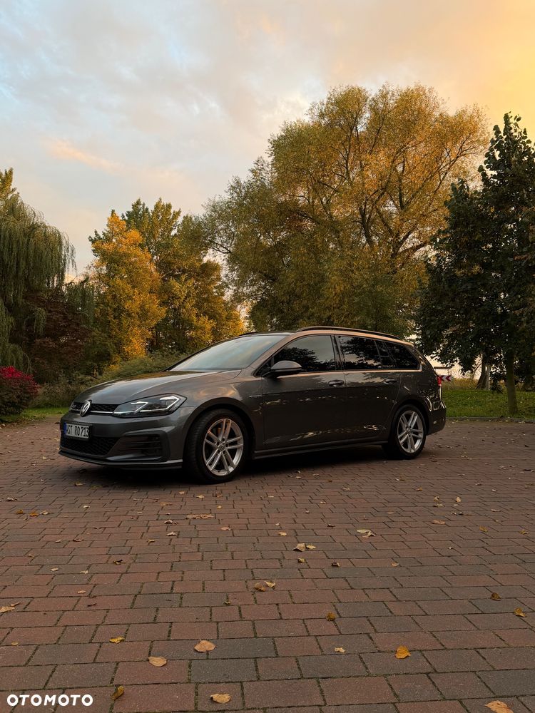 Volkswagen Golf - 18