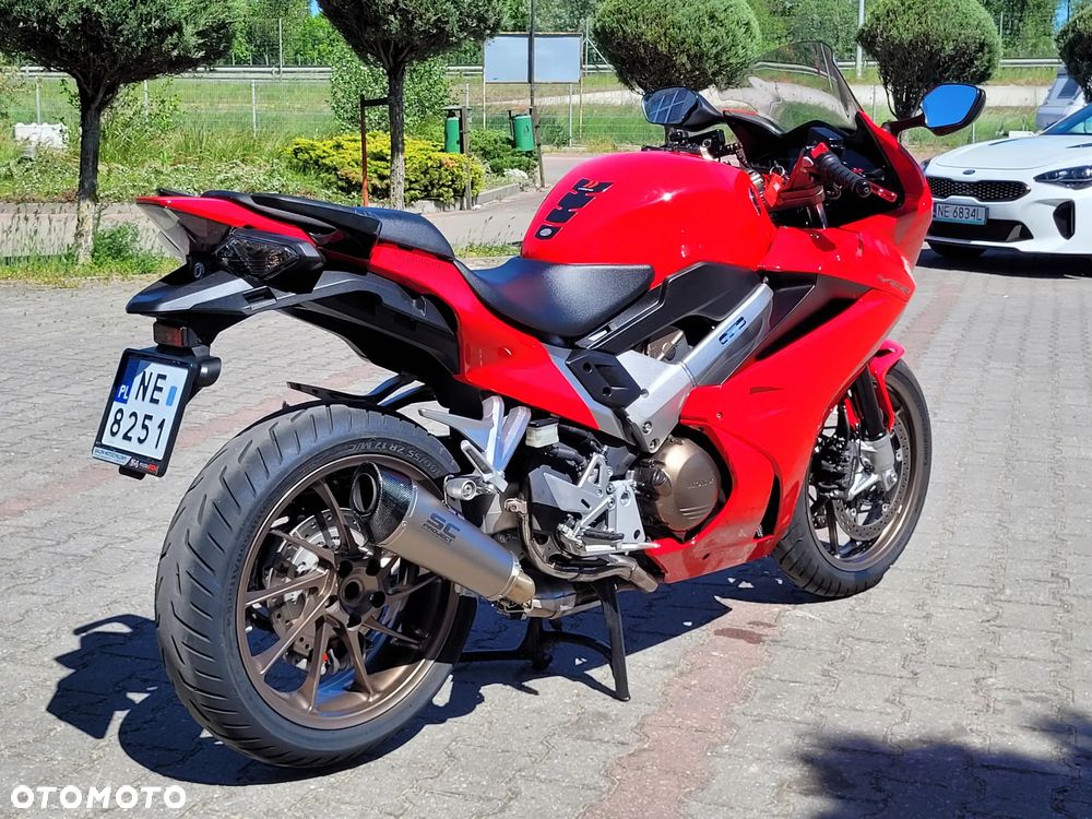Honda VFR - 30