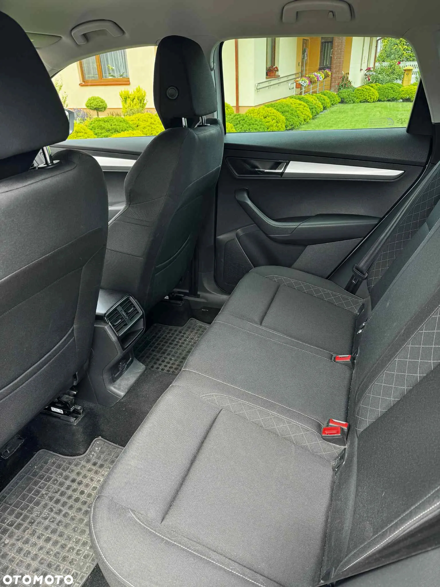 Skoda Karoq 2.0 TDI SCR 4x4 Ambition - 9