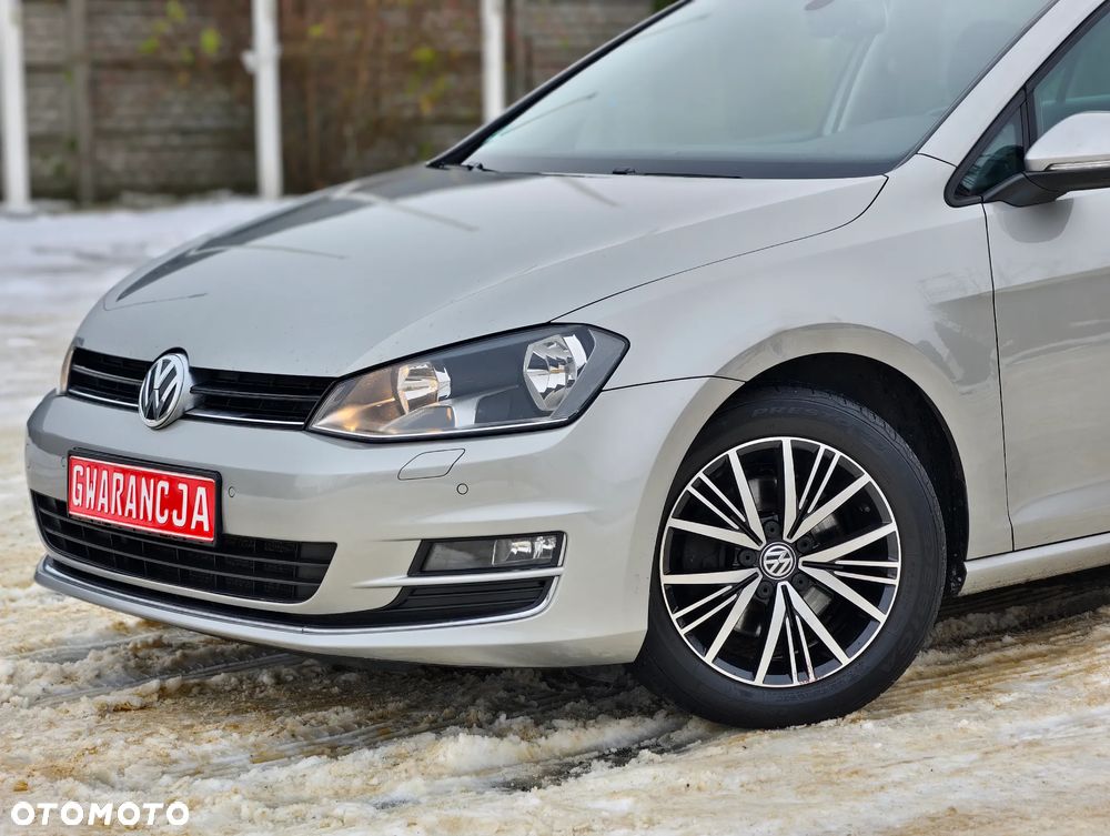 Volkswagen Golf 2.0 TDI BlueMotion Technology Allstar - 33