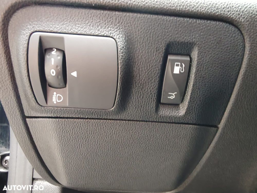 Renault Megane Blue dCi EDC Intens - 9