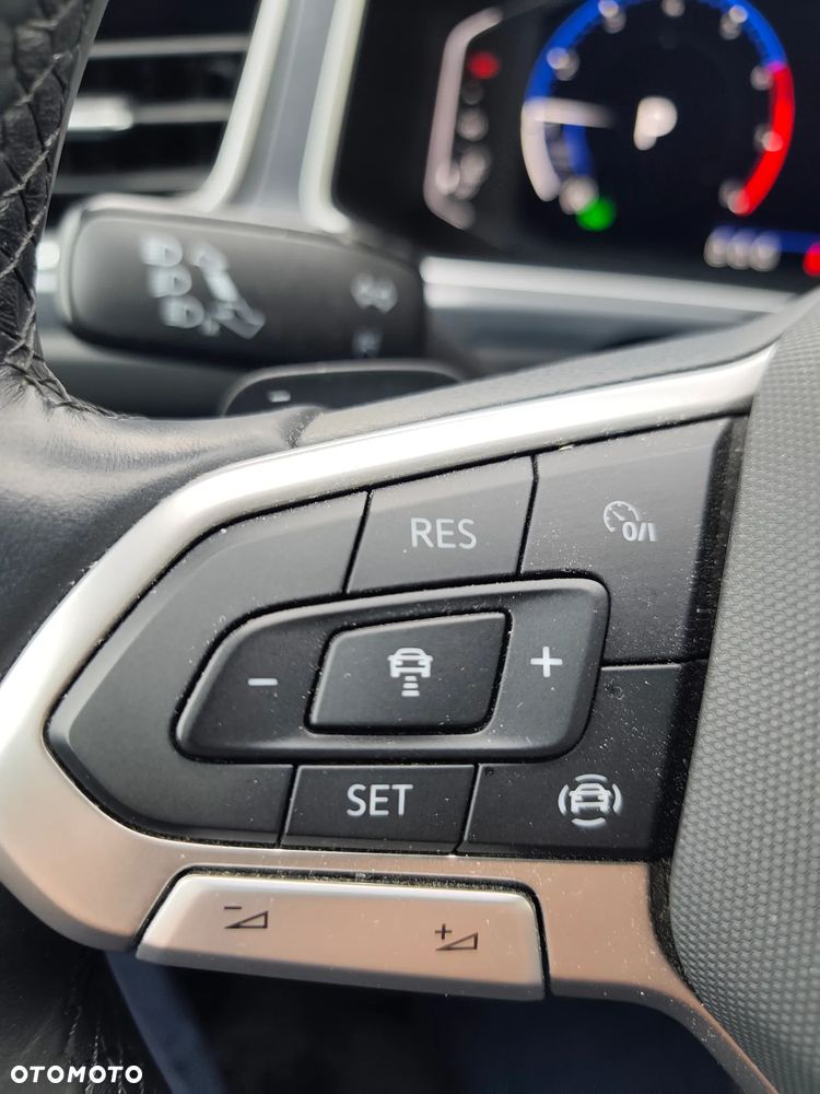 Volkswagen T-Roc 1.5 TSI Style DSG - 11