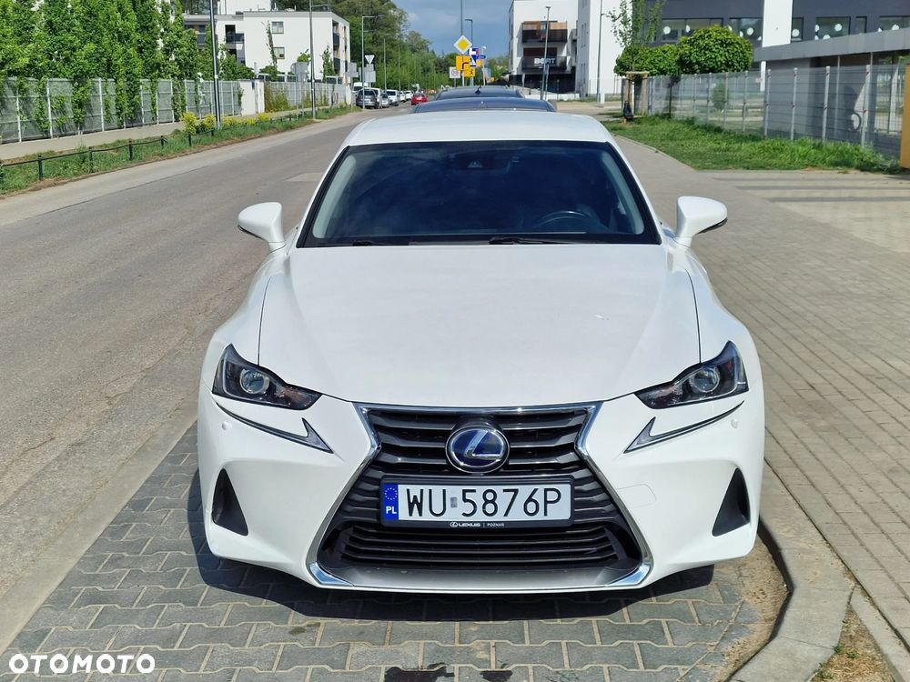 Lexus IS 300h Elegance - 22