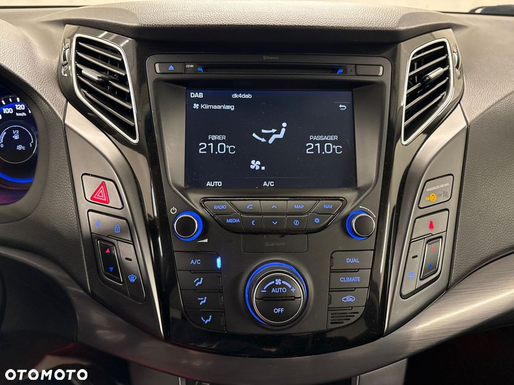 Hyundai i40 Kombi 1.7 CRDi DCT Premium - 28