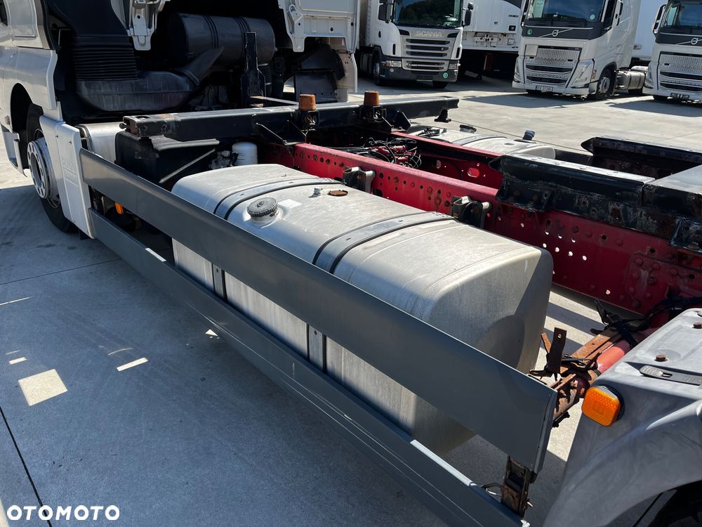 MAN TGX 18.480 // Euro 5 // 6x2 // BDF // Cały na poduszkach // Automat // - 12