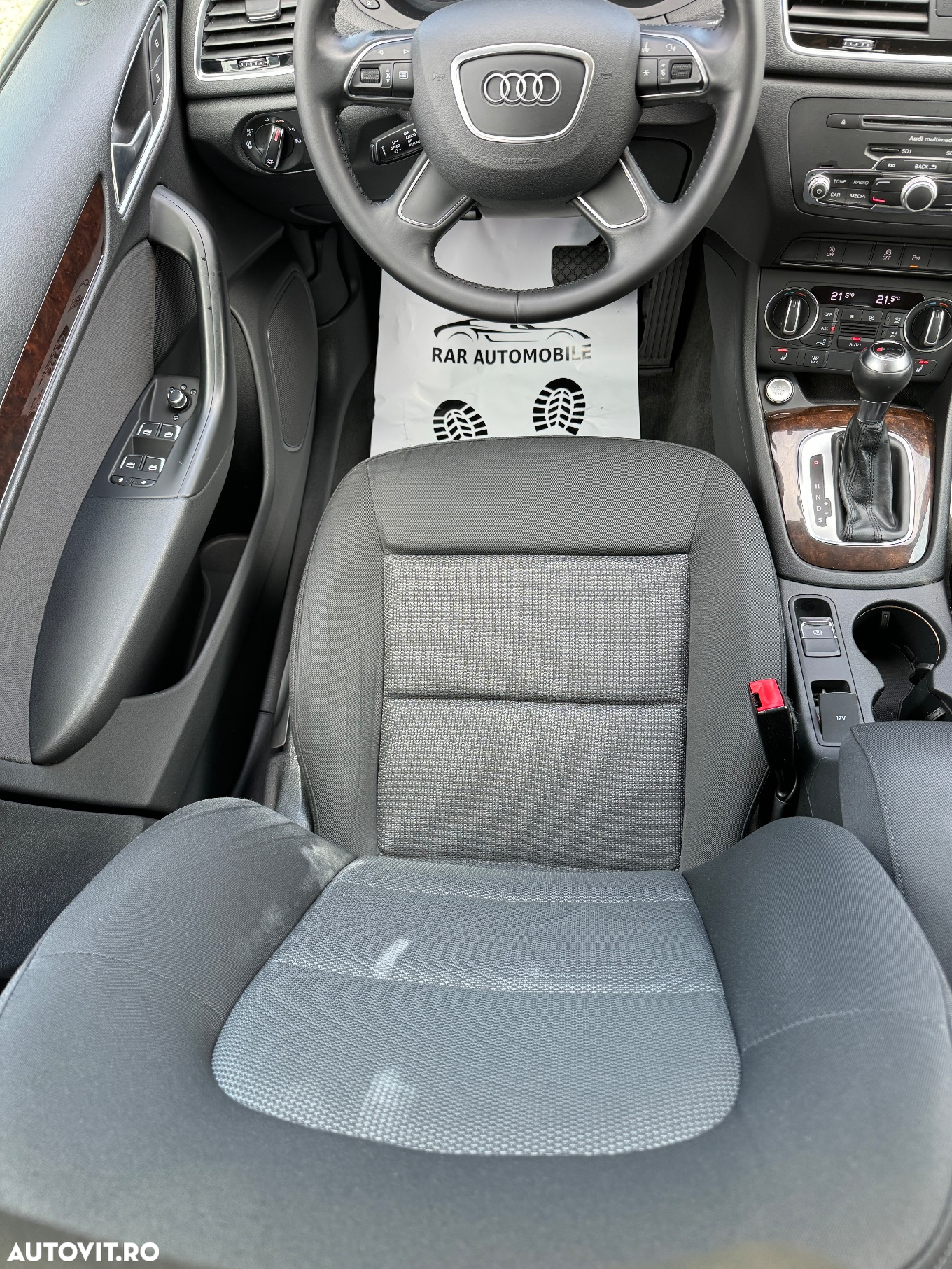 Audi Q3 2.0 TDI S tronic - 9