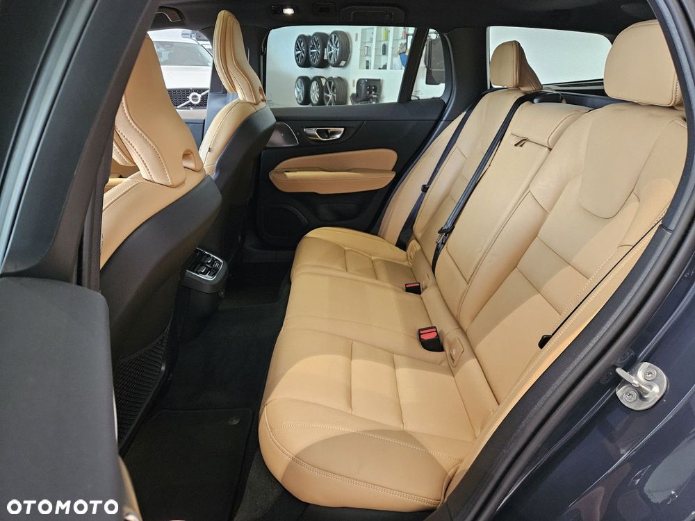 Volvo V60 - 38