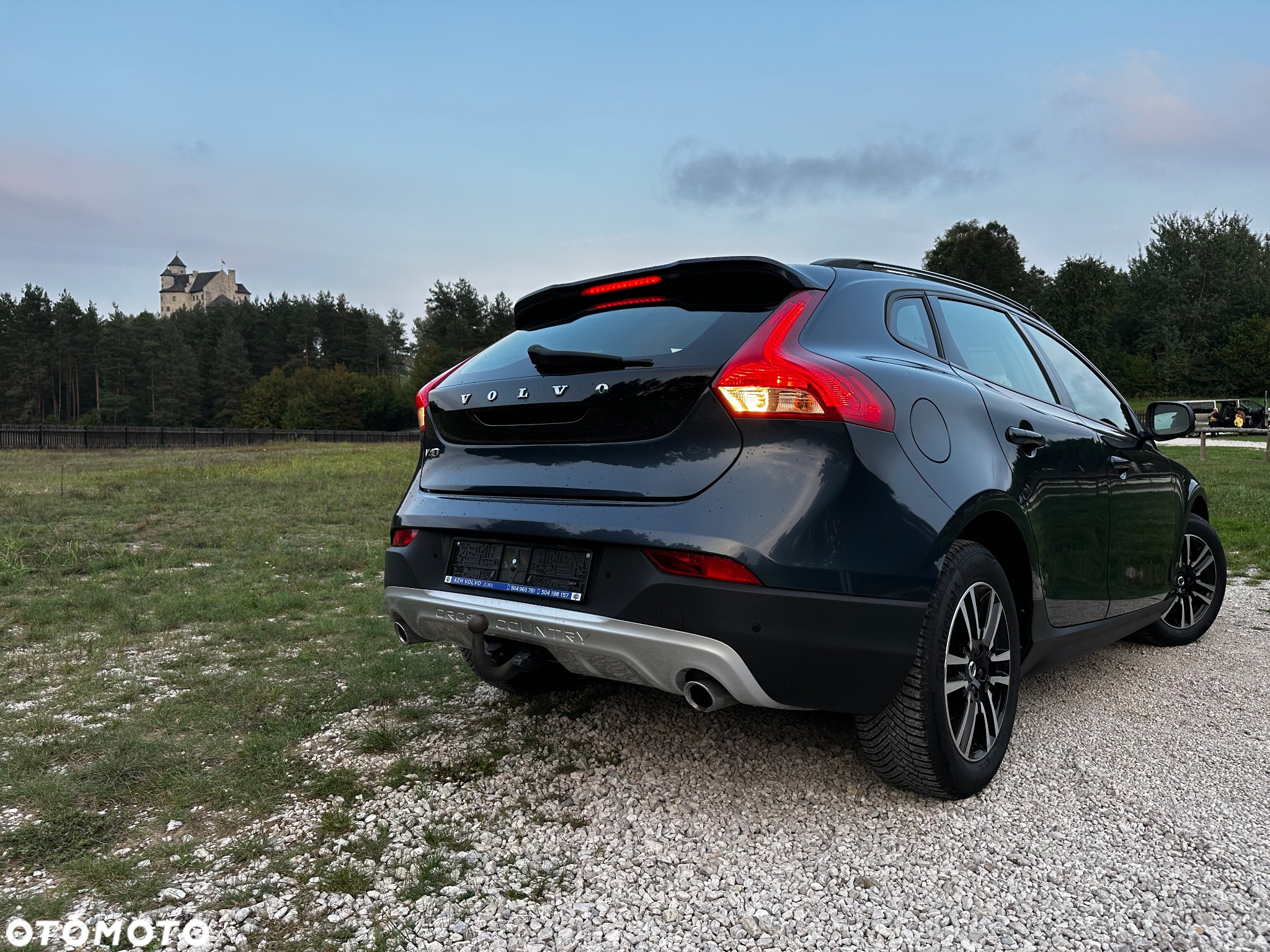 Volvo V40 Cross Country D3 Drive-E Momentum - 7