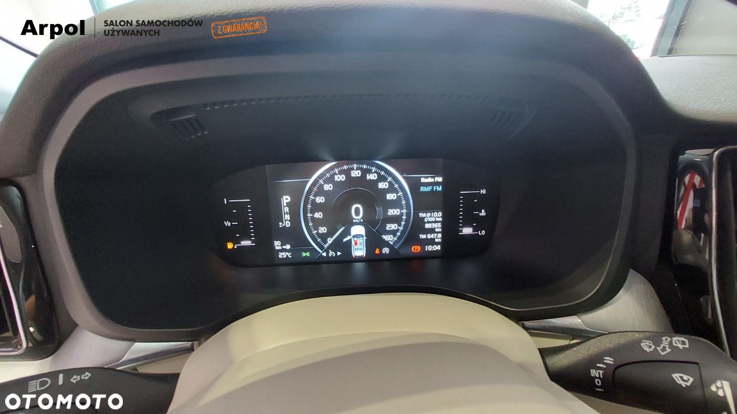 Volvo XC 60 T5 AWD Momentum - 31